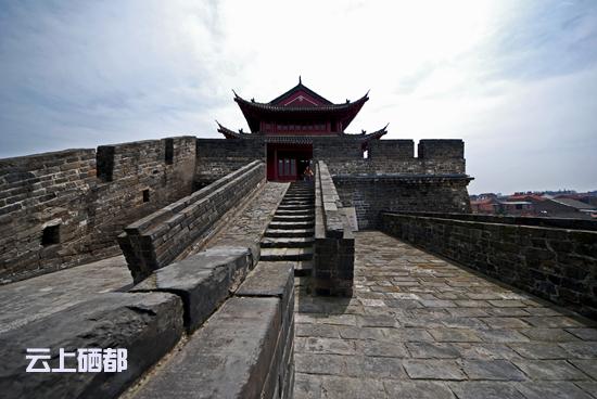 荆州古城4。郭险峰_副本.jpg
