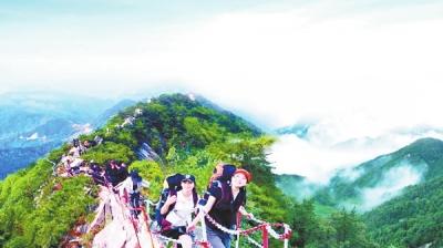 黄冈旅游景区推行“一票通” 开启旅游新时代