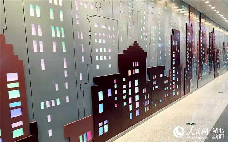 武汉地铁6号线两大特色站点亮相 地铁中感受古韵新风