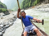 神农溪上的纤夫“重出江湖”