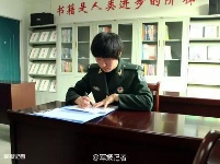 解放军女纠察：银盔白手套 平均身高1米7