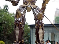 废旧零件摇身一变“美猴王”亮相沈阳街头