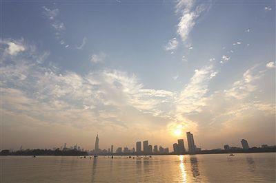 未来三天白天气温逐步回升 早晚低温维持较低