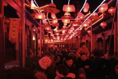 夜读 | 月儿又上柳梢头，可有人与你相约黄昏后？