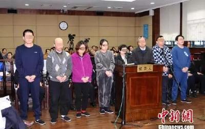 惊心丨20万条新生儿信息遭疾控中心人员贩卖 8人获刑