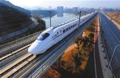 “清明”小长假武汉铁路局加开24对客车提升运力 