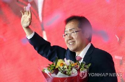 韩国大选谁将入主青瓦台：五位候选人备受瞩目