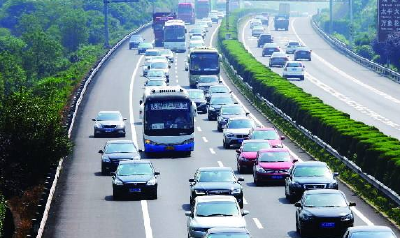 高速公路“免费午餐”如期而至 五一小长假预计车流达450万辆