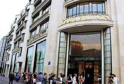 中国游客把欧洲当打折商场 贡献全球奢侈品消费30%