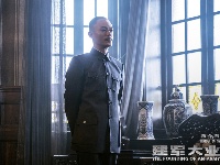《建军大业》公布人物剧照，这阵容你看咋样？