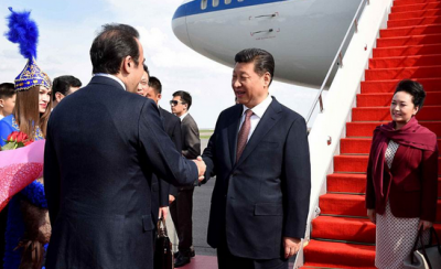 习近平抵达阿斯塔纳开始对哈萨克斯坦共和国进行国事访问