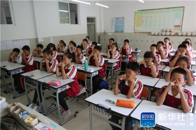 学业的压力与眼镜的度数，哪一个更重？这届孩子缘何视力差