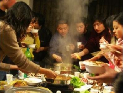 妙招 | 吃火锅后衣服上的味很麻烦，这样做就能马上去除