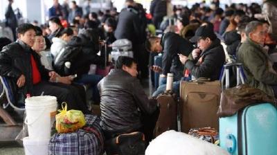 春运抢票高峰频现一票难求 “空铁联运”和“公铁联运”成新选择