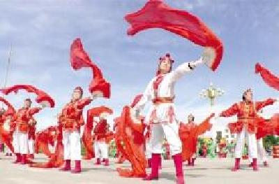 新华网评：以宪法推动社会进步增进人民福祉