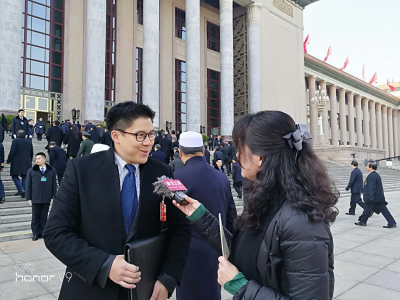 全国政协委员霍启刚：新时代新青年当有新作为