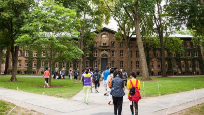 50家汉企承诺保障大学生最低收入 博士生8万起