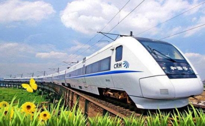 武铁迎节后第二波客流高峰 今日加开客车94列