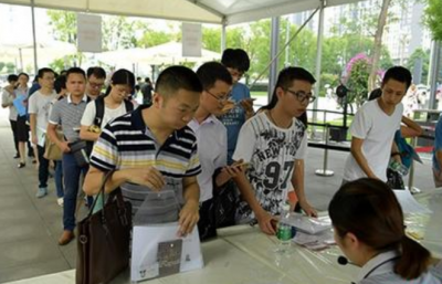 新一轮“人才争夺战”上演 4个一线城市无一落下 