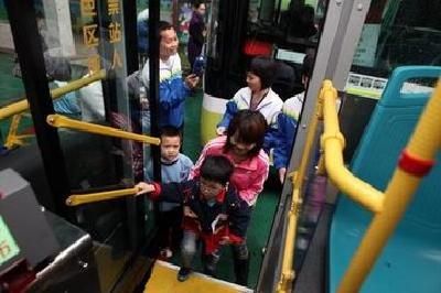 武汉：6月1日14岁以下儿童免费坐地铁乘公交