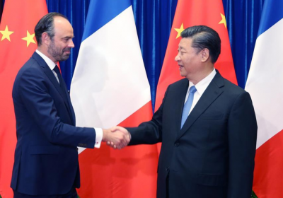 习近平会见法国总理菲利普