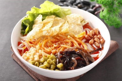 “网红”小吃柳州螺蛳粉可扫码追溯 保障食品安全