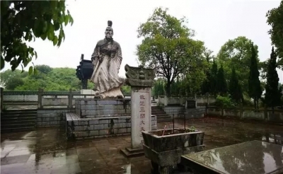 以古鉴今，习近平多次提及屈原