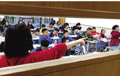 一波接一波的重拳治理下，校外培训班还是这么火!