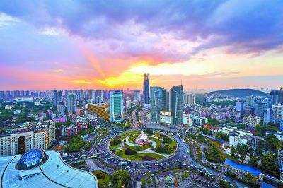 国新办推介武汉优化营商环境 三办改革让企业市民获便利