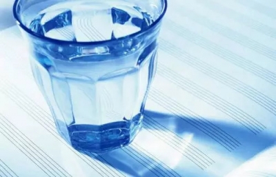 健康 | 早晨空腹喝水，是对还错呢？