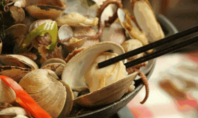 秋季吃海鲜原来有这么多禁忌 ，螃蟹肚子要朝上，蛤蜊不能加水煮…