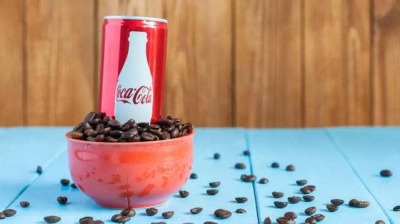 “可乐”高价买“咖啡”？只为摆脱碳酸饮料依赖症