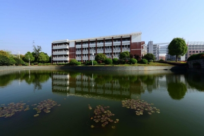 力夺榜首！湖北4所学校获“国家级”荣誉，堪称“中学奥斯卡”！有你的母校吗？