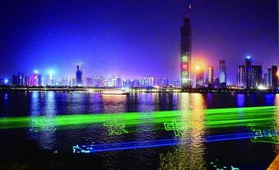 500余栋高楼连成“长江第一屏” 央视10分钟直播展现梦幻江城