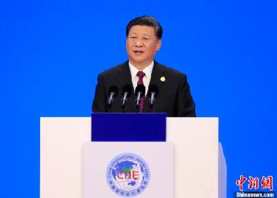 习近平向世界递出中国新“名片”