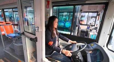 交通运输部：鼓励城市公共汽电车安全防护隔离设施