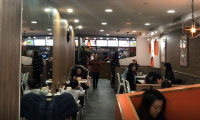 沙县小吃在美开业3小时就关门 原因:人太多