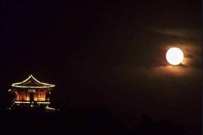 因为TA，湖北人可能要错过年度最大最圆的“超级元宵月”