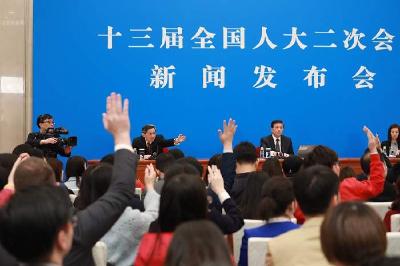 信息量很大！这些热点问题，全国人大首场发布会回应了