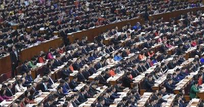 @所有公务员，政府工作报告这些话要牢记！