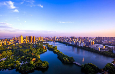 湖北又一地级市发文：领导称呼禁用“尊敬的”