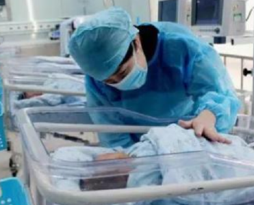 卫健委：全国剖宫产率为36.7% 积极推广分娩镇痛
