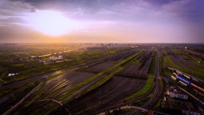 第69万列货运列车开出 武汉北站成全国铁路货物运输的“智慧工厂”