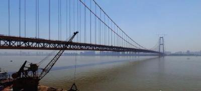 世界最大跨度双层公路悬索桥9月底通车