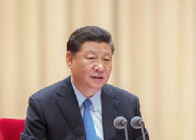 习近平离京对俄罗斯联邦进行国事访问并出席第二十三届圣彼得堡国际经济论坛