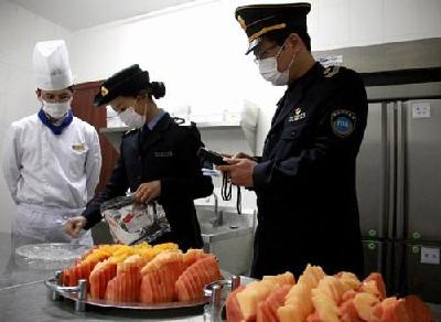 湖北警方公布食品打假十大典型案例 火锅底料添加罂粟壳招揽食客