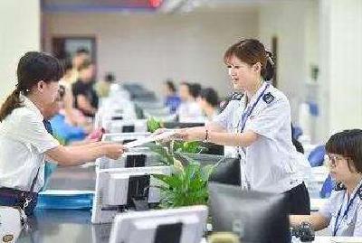 网上申领发票最多一天送达 全国首个“税邮云仓”投入运行