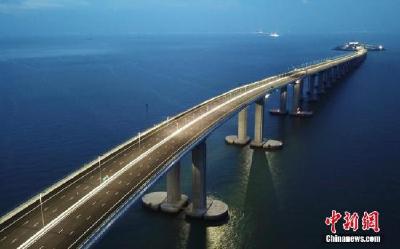 中国堪称“世界桥梁博物馆” 为人民群众带来便利