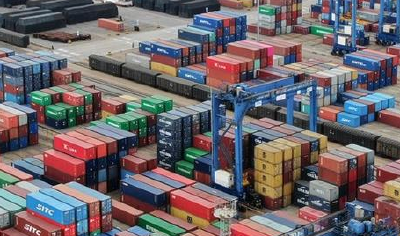 前8月进出口总额超20万亿元 中国外贸韧性不减 