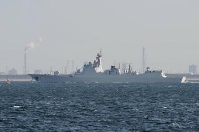 首次！中国海军舰艇抵达日本 将参加国际舰队阅舰式